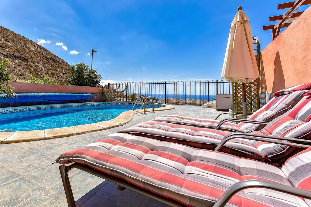 Villa In Los Cristianos Los Cristianos  Buitenkant foto